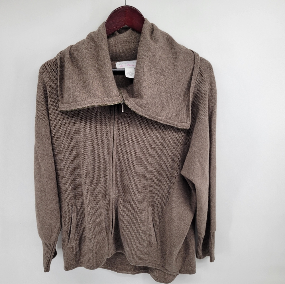 Design History Cashmere Cardigan in Brown